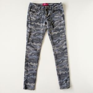 Almost Famous Camouflage Camo Skinny Jeans 1